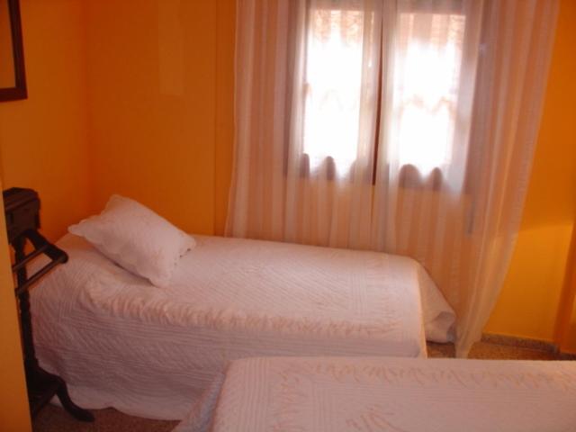 Hostal Restaurante Arasa Santa Bárbara الغرفة الصورة
