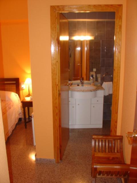 Hostal Restaurante Arasa Santa Bárbara المظهر الخارجي الصورة