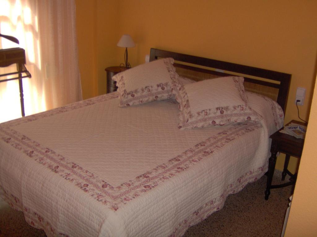Hostal Restaurante Arasa Santa Bárbara الغرفة الصورة